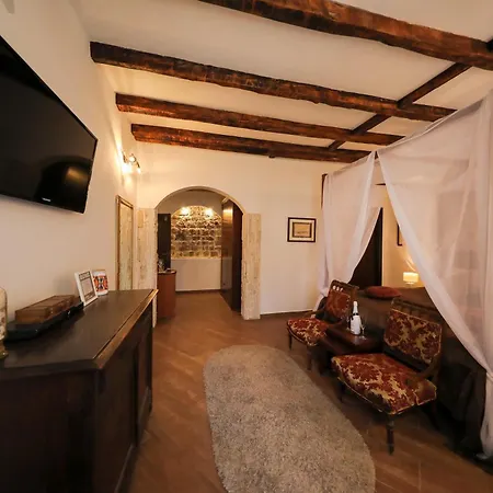 Luxury Contessa Vitali Konukevi 4*