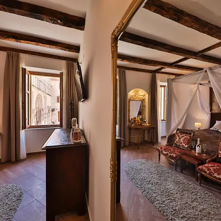 Konukevi Luxury Contessa Vitali