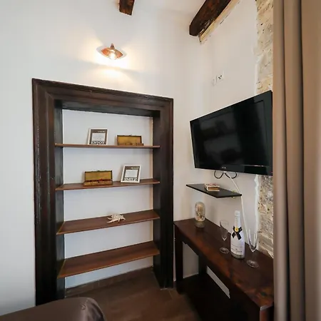 Konukevi Luxury Contessa Vitali 4*