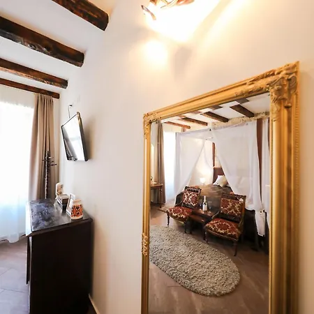 Luxury Contessa Vitali Konukevi 4*