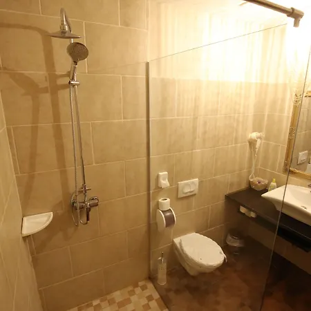 게스트하우스 럭셔리 룸스 콘테사 비탈리 자다르