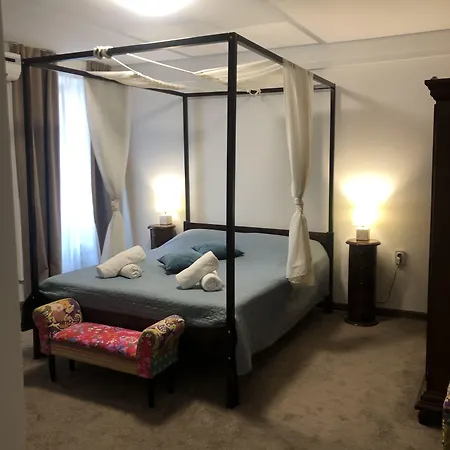 Luxury Contessa Vitali