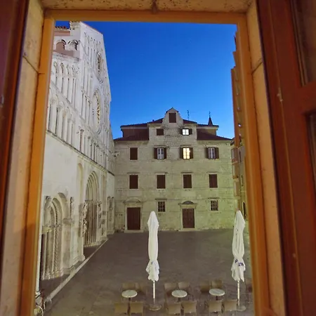 Luxury Contessa Vitali זאדאר