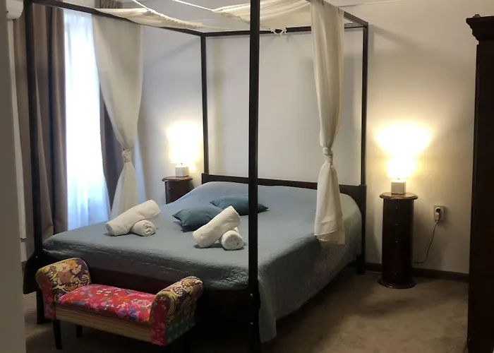 Luxury Contessa Vitali